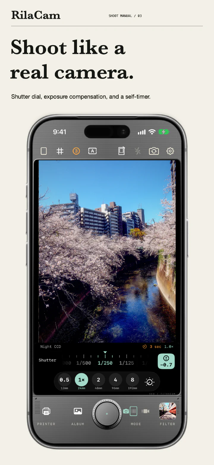 Manual shooting: a cherry-blossom river in Night CCD with the shutter at 1/250, exposure at −0.7, and a 3-second self-timer